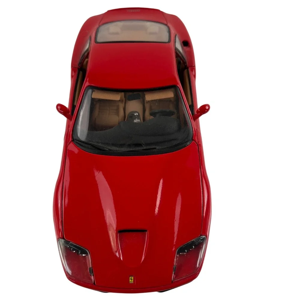 Ferrari‎ Diecast Model Car Red 550 Maranello Pininfarina 1:18 Rosso Corsa